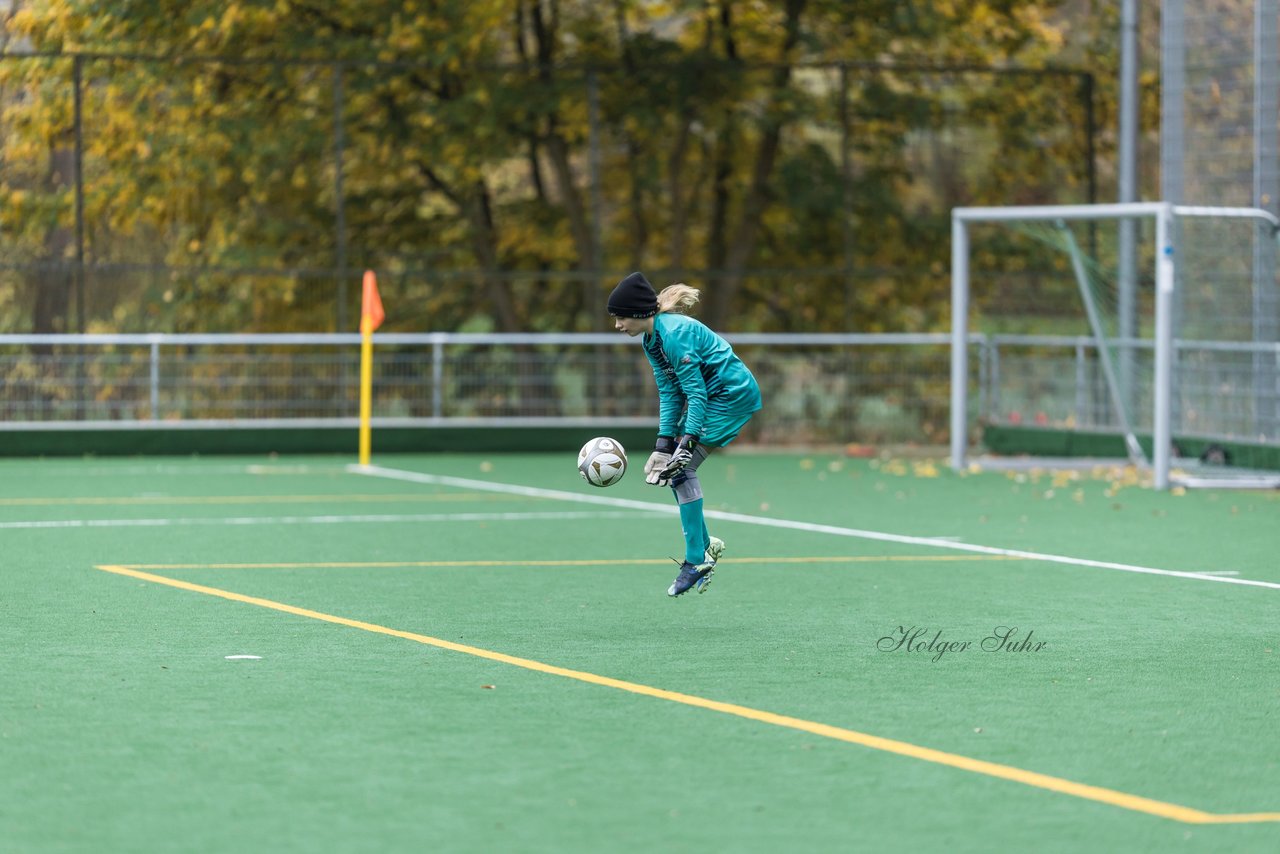 Bild 242 - wCJ VfL Pinneberg - Eimsbuettler TV : Ergebnis: 0:3
